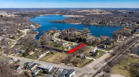 Waterfront Acreage in Salem, WI