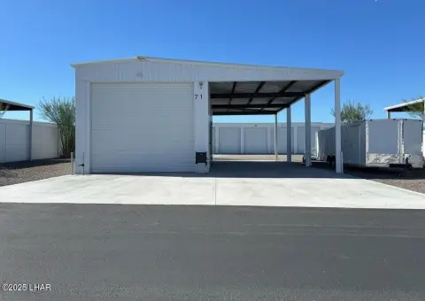 Riverbound Storage Garage with RV Parking