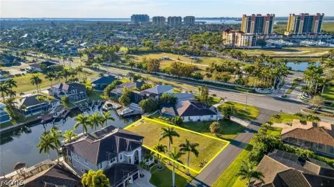 Waterfront Land in Cape Coral