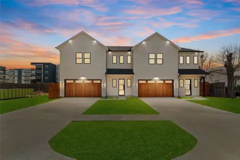 Contemporary Duplex with Chef Kitchen