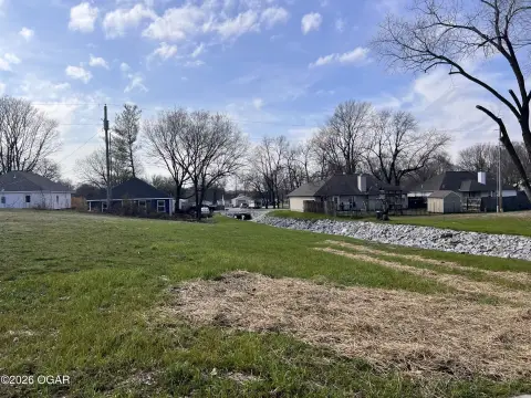 Residential Lot in Established Subdivision