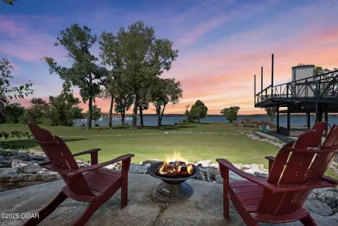 Waterfront RV Lot on Grand