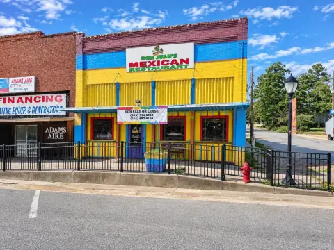 Restaurant Building with Equipment