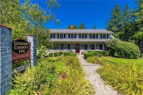 Waterfront Bed & Breakfast