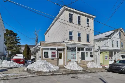 Five-Unit Apartment Building