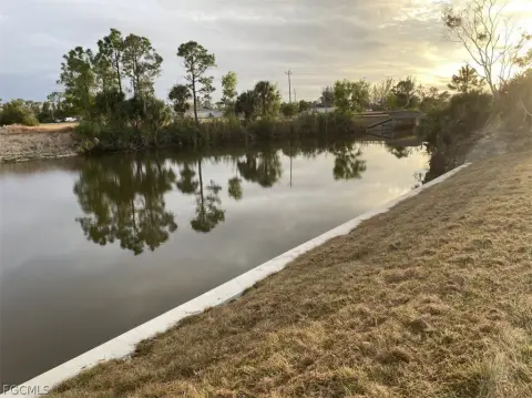 Waterfront Land in Cape Coral