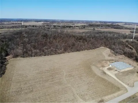 Commercially Zoned Warehouse on Acres