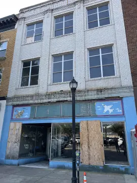 Retail Building in Huntington, WV