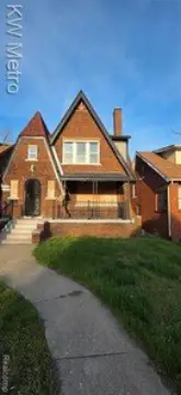 Renovated Duplex with Three-Car Garage