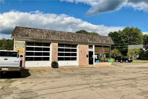 Corner Auto Shop with Work Space