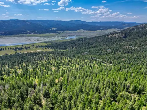Land Parcel in Kila, MT