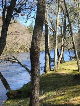 Riverfront Building Lot with Utilities