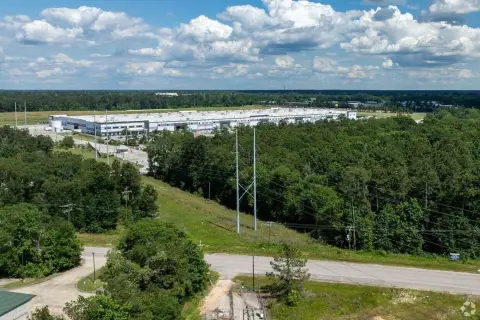 Unrestricted Industrial Land