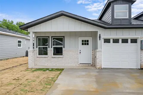 New Construction Duplex With Garages