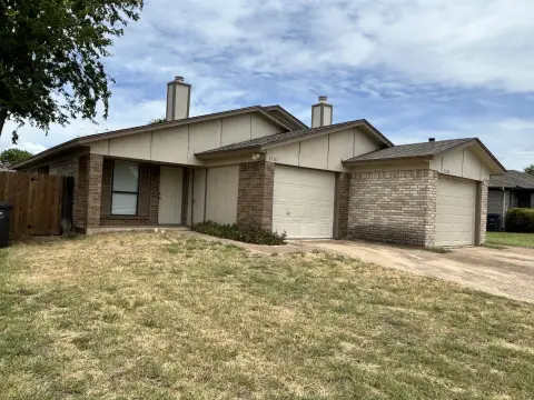Turnkey Duplex with Two Beds Each