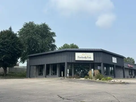 Commercial Retail Space