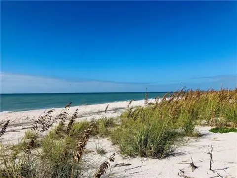 Sanibel Gulf Beach Ridge Parcel