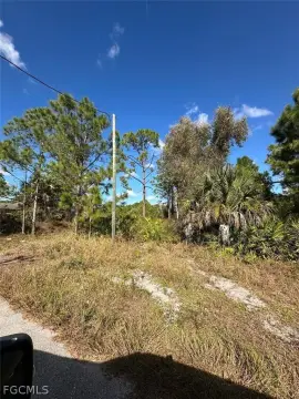 Residential Lot in Lehigh Acres