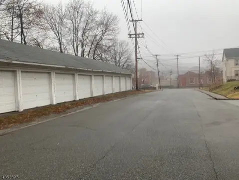 Garage Space for Rent