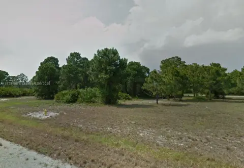 Residential Lot in Rotonda Sands