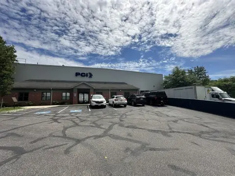 High-Bay Distribution Center