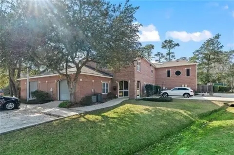 Mandeville Work-Live Commercial Property