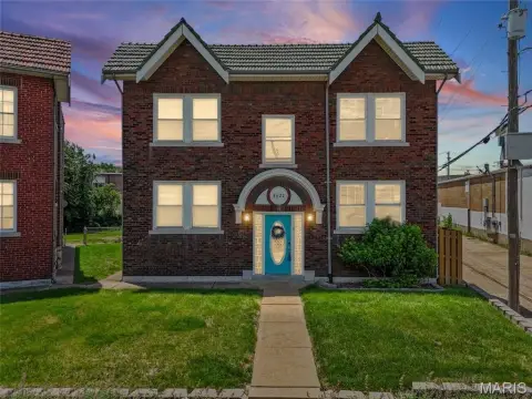 Triplex with Private Fenced Yard