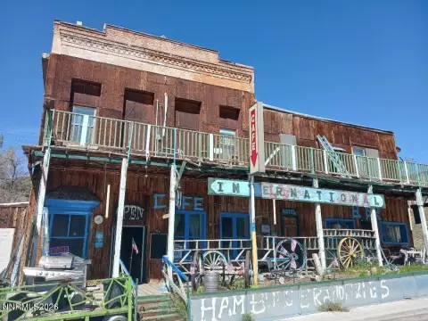 Historic Nevada Hotel with Bar
