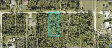Half-Acre Homesite in Bokeelia, Florida