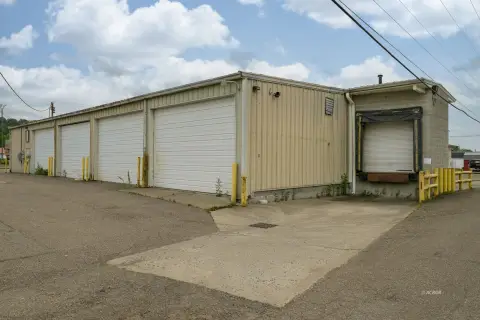 Gallipolis Warehouse-Distribution Center For Sale