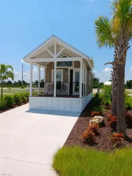 Furnished Park-Model Cottage