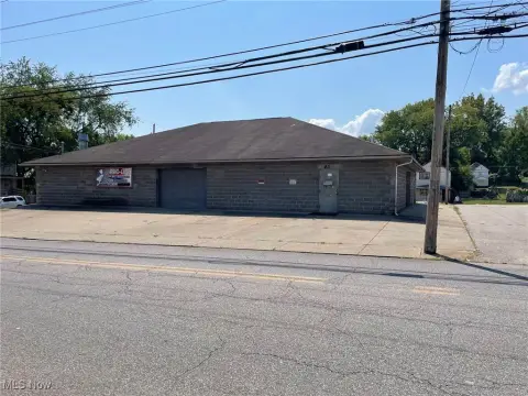 Auto Shop with Paint Booth
