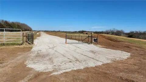 Waco Land with Creek Access