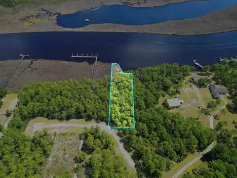 Riverfront Lot with Gulf Access