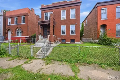 Brick Duplex with Two Units