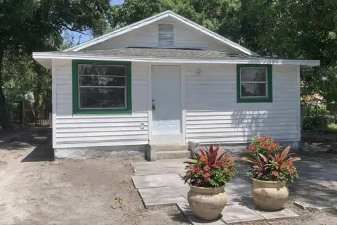 Fort Pierce Duplex with Income