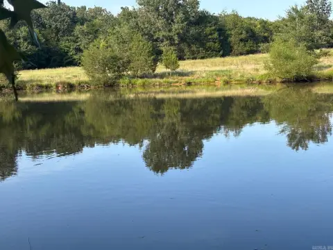 30 Acres Country Paradise