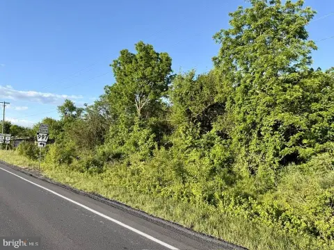 Airport-Former Industrial Land Parcel