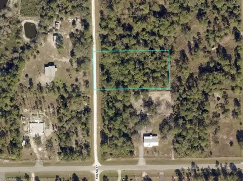 Residential Land Parcel with 1.25 Acres