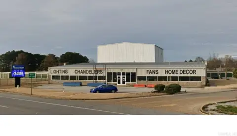 Retail and Distribution Building