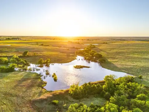 Oklahoma Ranch with Diverse Landscape