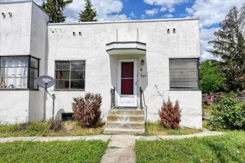 Turnkey 6-Plex Apartment Building