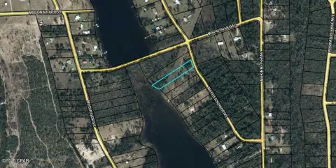 Waterfront Land in Alford, Florida