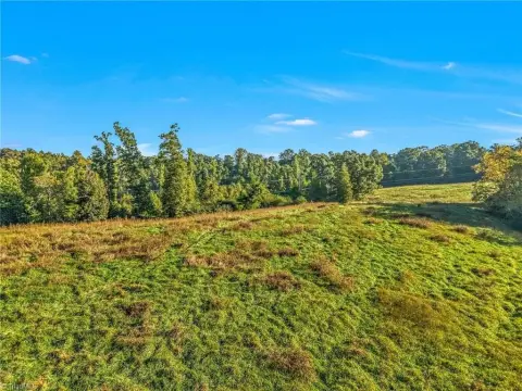 Creek-Frontage Land