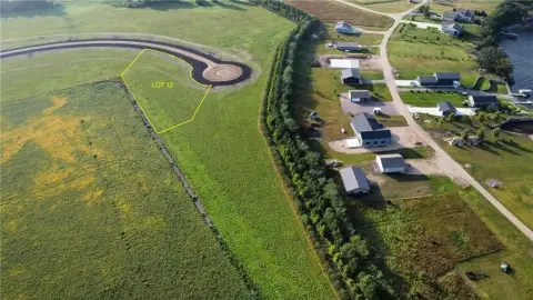 Spacious Lots in Oak Creek