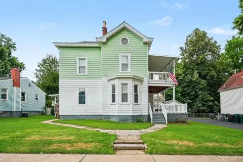 Updated Multi-Family Residence