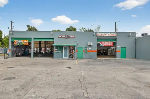 Auto Shop Site with Existing Lease