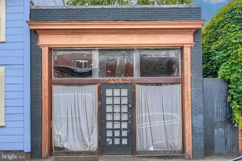 Vacant Storefront Commercial Building
