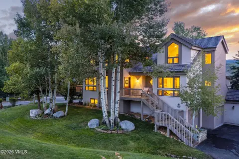 Remodeled Four-Bedroom Duplex