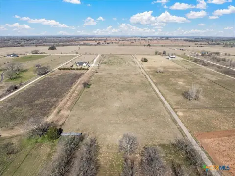 Expansive Land Parcel in Waco